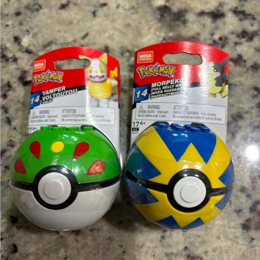 2 pokemon megaconstrux pokeball new in package